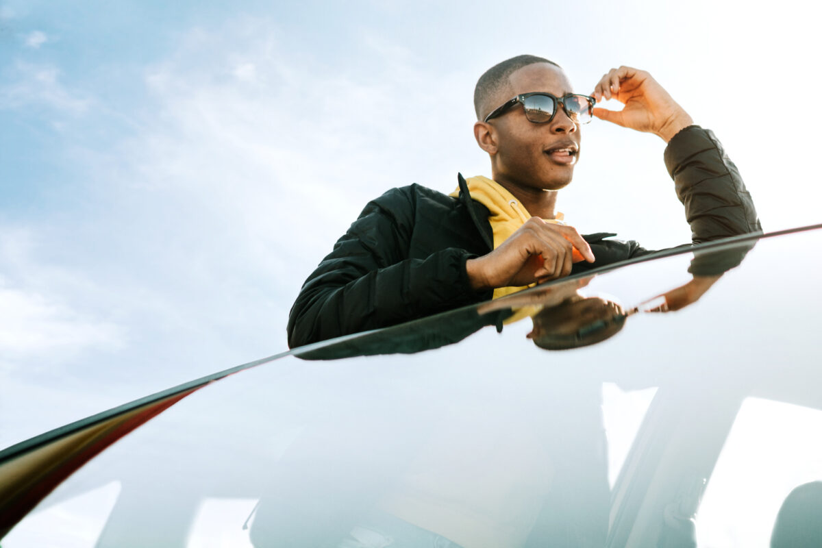 Exposition au soleil : tout ce qu’il faut savoir pour prolonger l&rsquo;esthétique de votre voiture